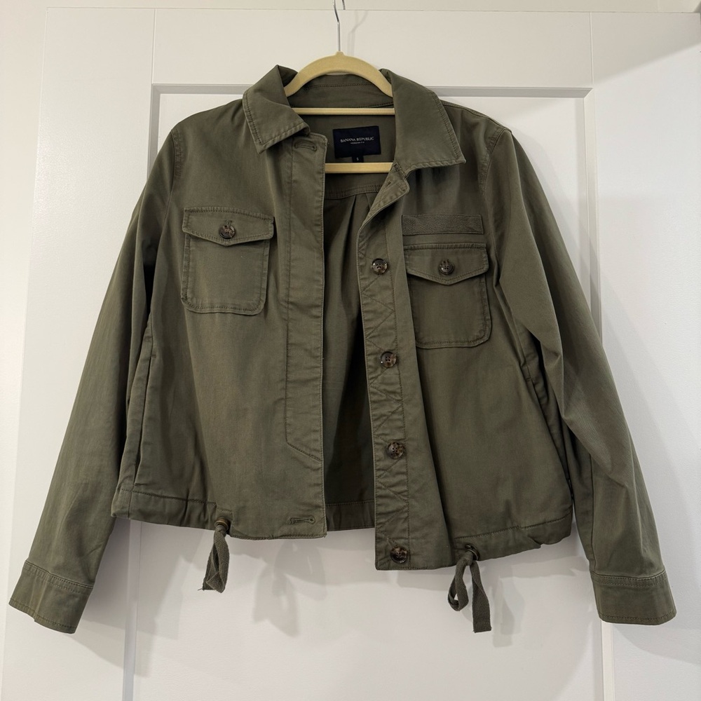 Banana Republic Utility Jacket (modern fit)